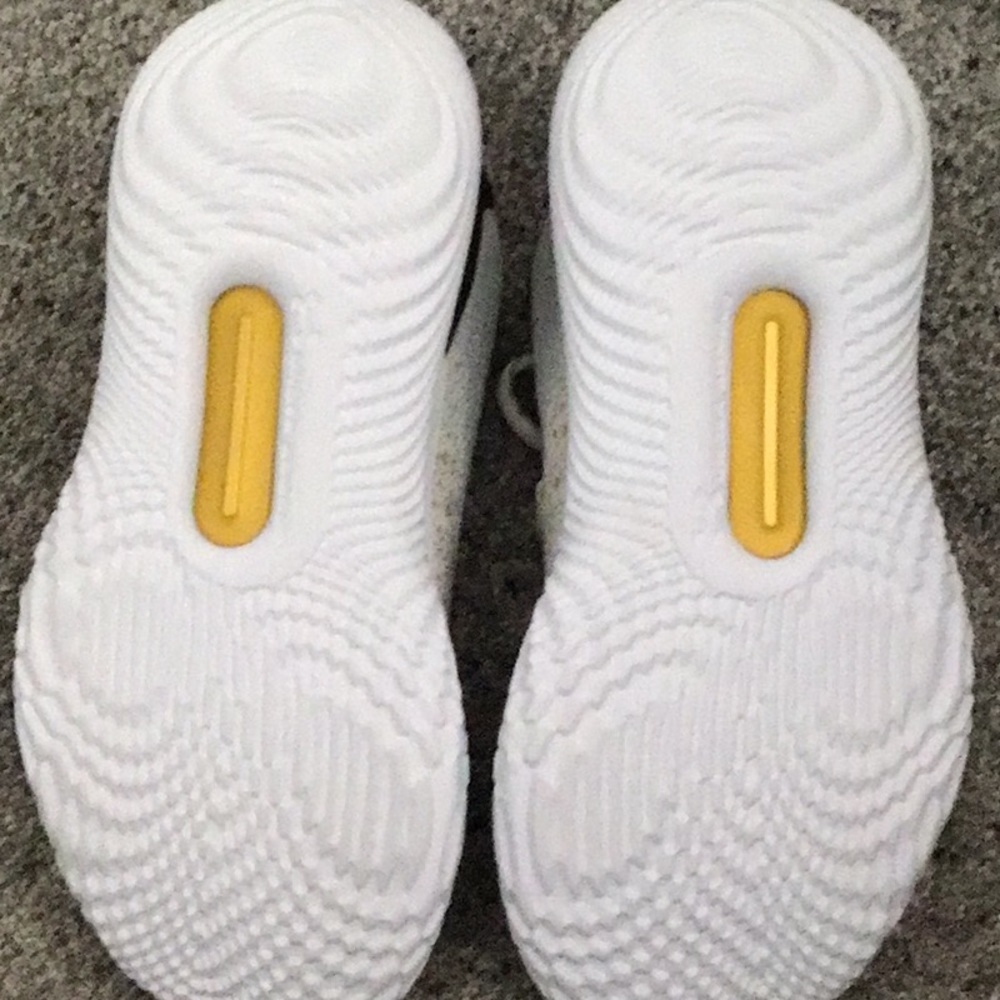 Under Armour  Sneakers - Picture 3 of 4